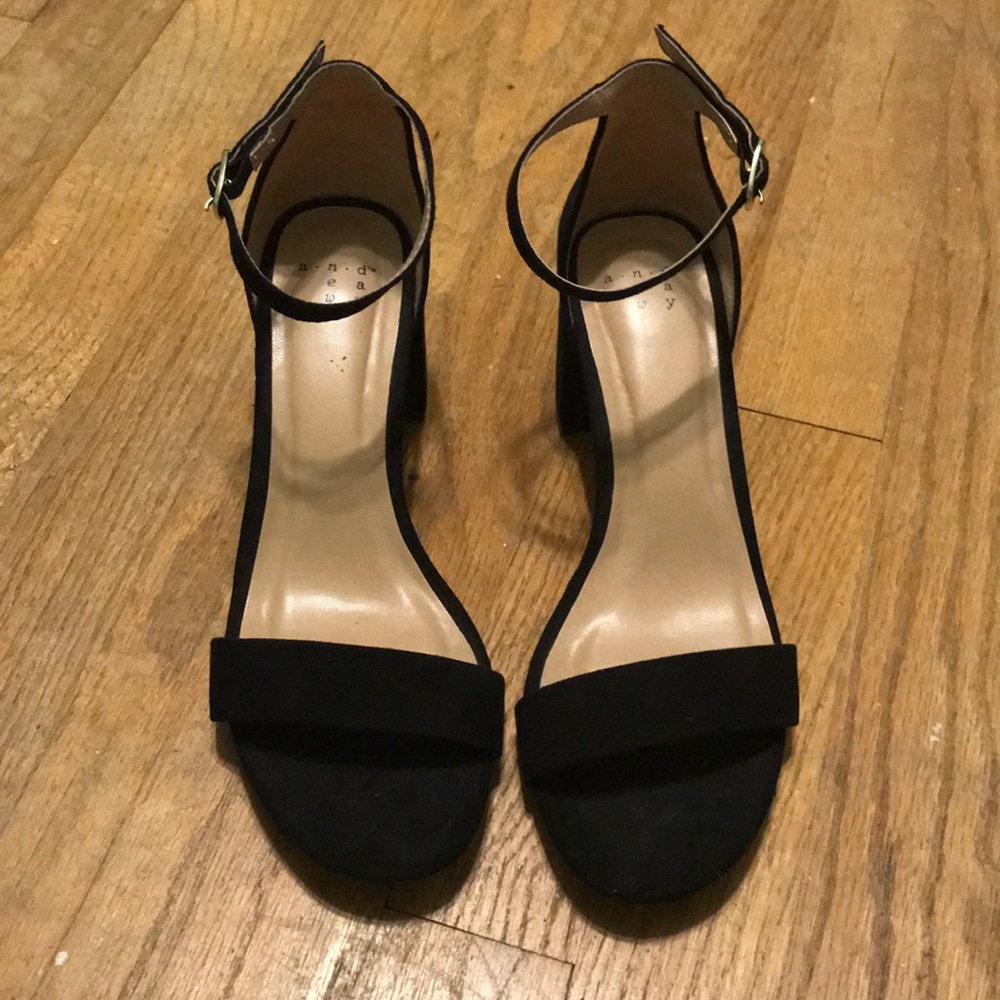 Black block Heel